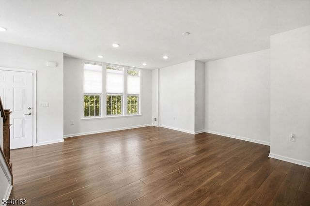 1015 Station Rd, Somerville Boro, NJ 08876