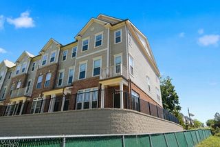 1015 Station Rd, Somerville Boro, NJ 08876