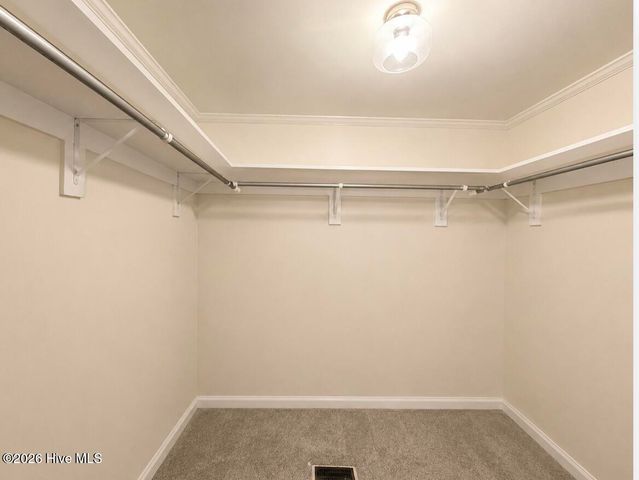 102 E Baywood Lane, Greenville, NC 27834