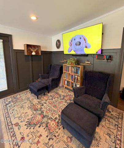 102 E Baywood Lane, Greenville, NC 27834