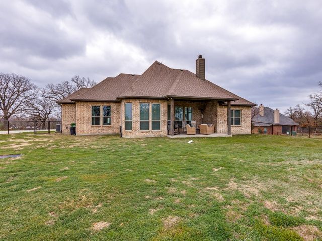 815 County Road 3355, Paradise, TX 76073