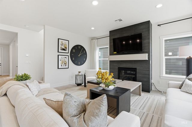 17601 Moon Ridge Pl, Nampa, ID 83687