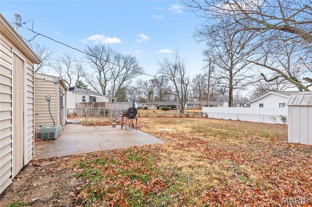 2265 Grants Parkway, Florissant, MO 63031