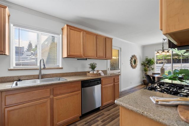 8775 Sunset Ave, Fair Oaks, CA 95628