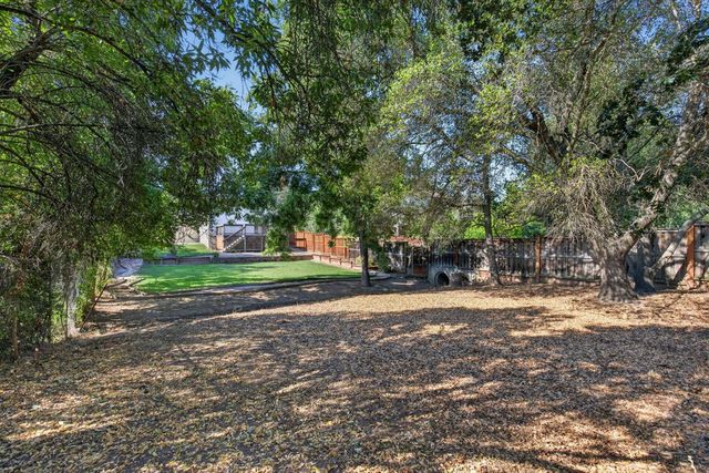 8775 Sunset Ave, Fair Oaks, CA 95628