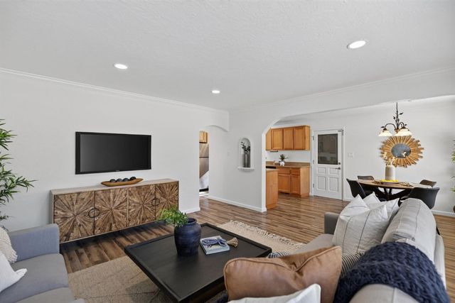 8775 Sunset Ave, Fair Oaks, CA 95628