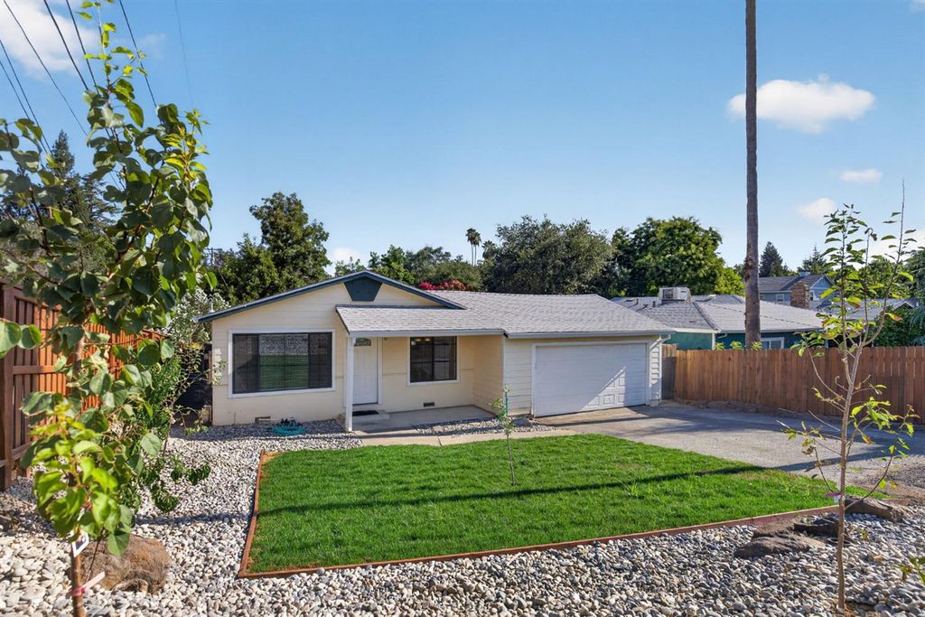 8775 Sunset Ave, Fair Oaks, CA 95628