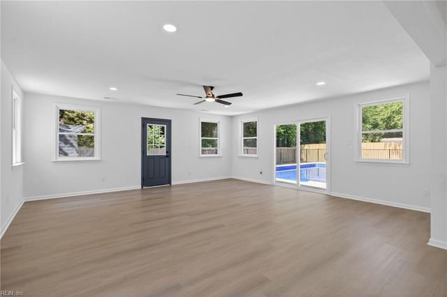 4575 Hialeah DR, Virginia Beach, VA 23464