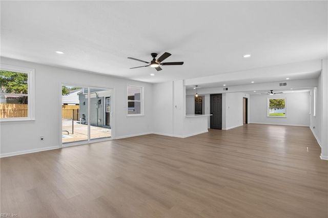 4575 Hialeah DR, Virginia Beach, VA 23464
