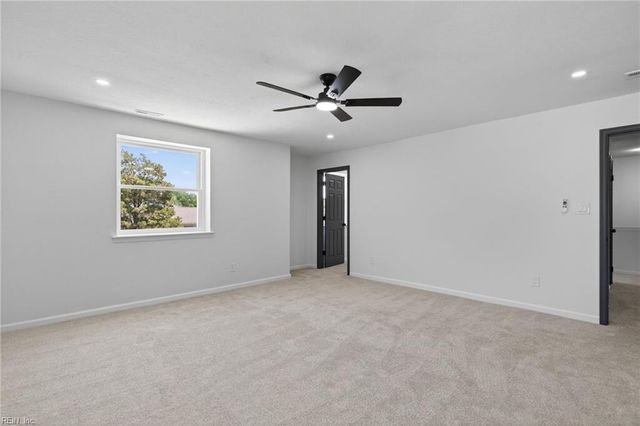 4575 Hialeah DR, Virginia Beach, VA 23464