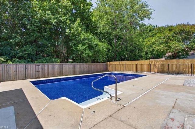 4575 Hialeah DR, Virginia Beach, VA 23464