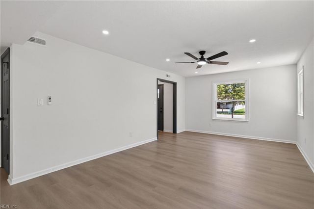 4575 Hialeah DR, Virginia Beach, VA 23464