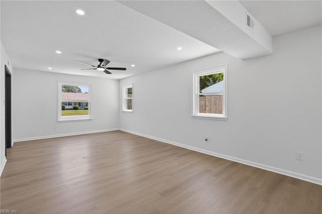 4575 Hialeah DR, Virginia Beach, VA 23464