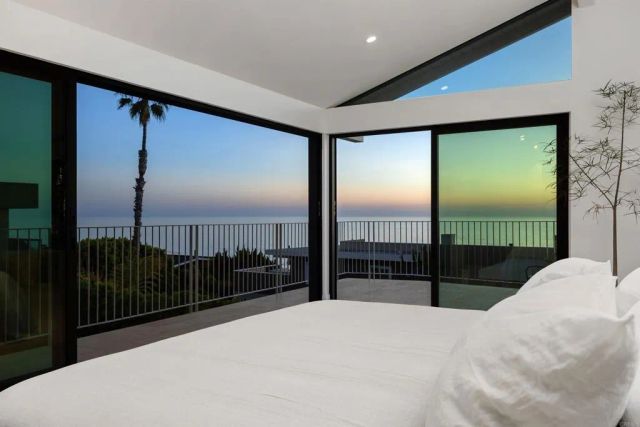 1506 Summit Ave, Cardiff By The Sea, CA 92007