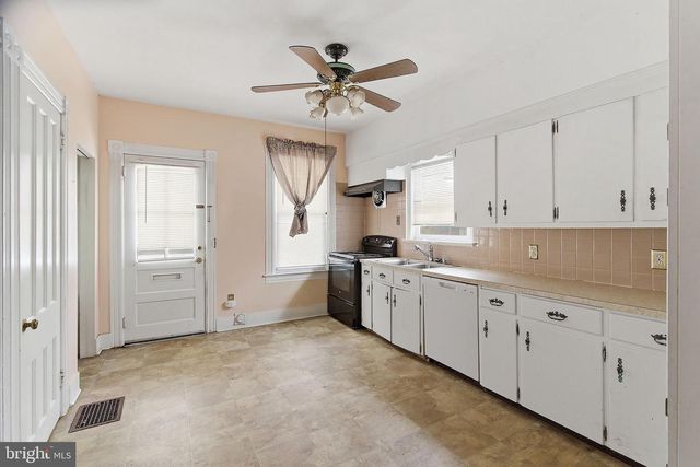 600 FARNSWORTH AVENUE, Bordentown, NJ 08505