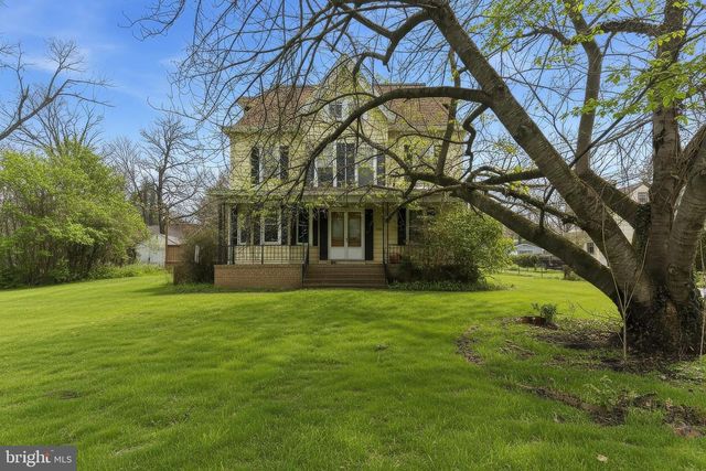 600 FARNSWORTH AVENUE, Bordentown, NJ 08505