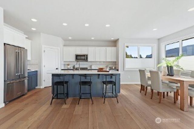 33632 NE 42nd Street, Carnation, WA 98014