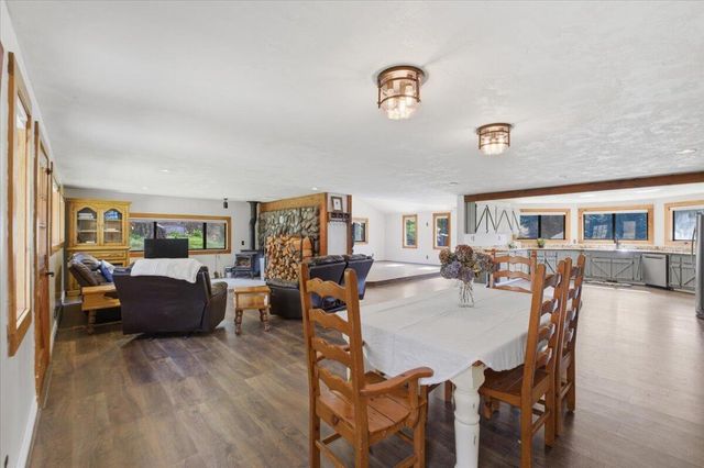 40875 Peoples Drive, Lebanon, OR 97355