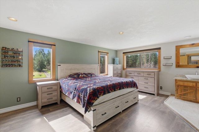 40875 Peoples Drive, Lebanon, OR 97355