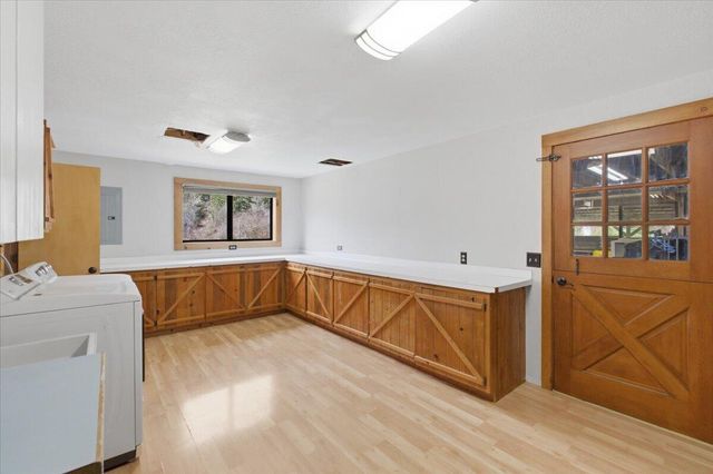 40875 Peoples Drive, Lebanon, OR 97355