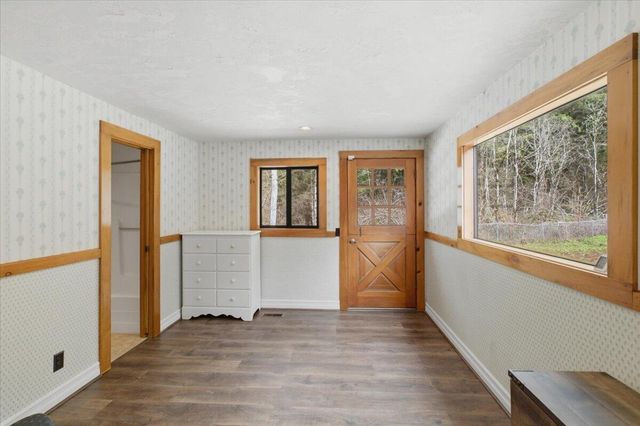 40875 Peoples Drive, Lebanon, OR 97355