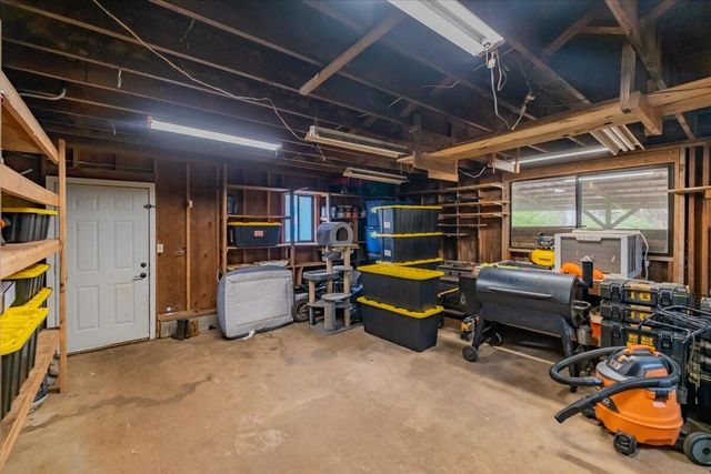 40875 Peoples Drive, Lebanon, OR 97355