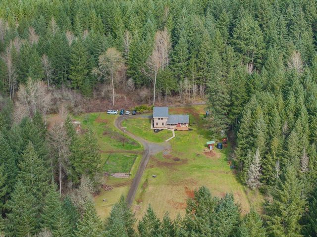 40875 Peoples Drive, Lebanon, OR 97355