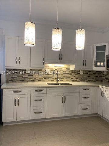 664 Bird Rd Rear, Coral Gables, FL 33146
