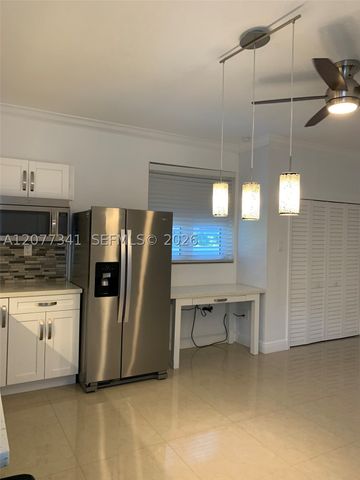 664 Bird Rd Rear, Coral Gables, FL 33146
