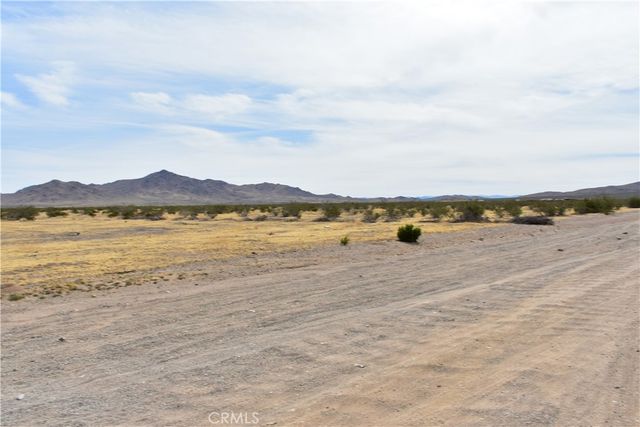 0 Frontier Rd-17, Helendale, CA 92342