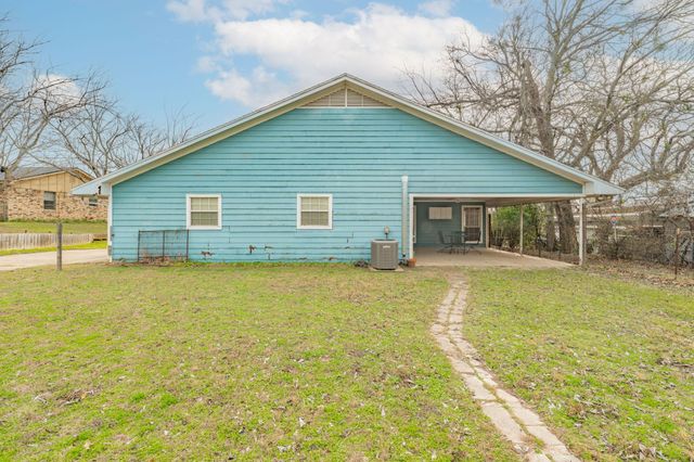 301 E 2nd Street, Weatherford, TX 76086