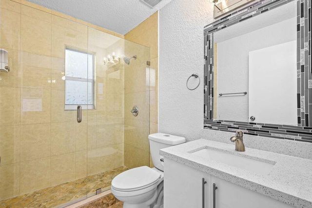 1306 NE 14th Avenue 1, Fort Lauderdale, FL 33304
