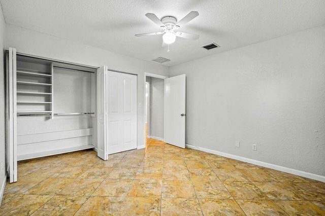 1306 NE 14th Avenue 1, Fort Lauderdale, FL 33304