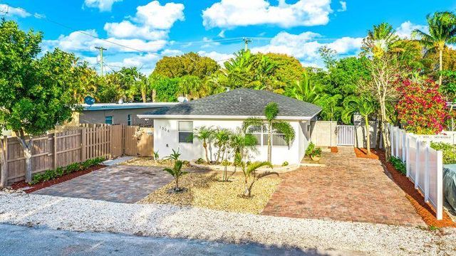 1306 NE 14th Avenue 1, Fort Lauderdale, FL 33304