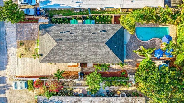 1306 NE 14th Avenue 1, Fort Lauderdale, FL 33304