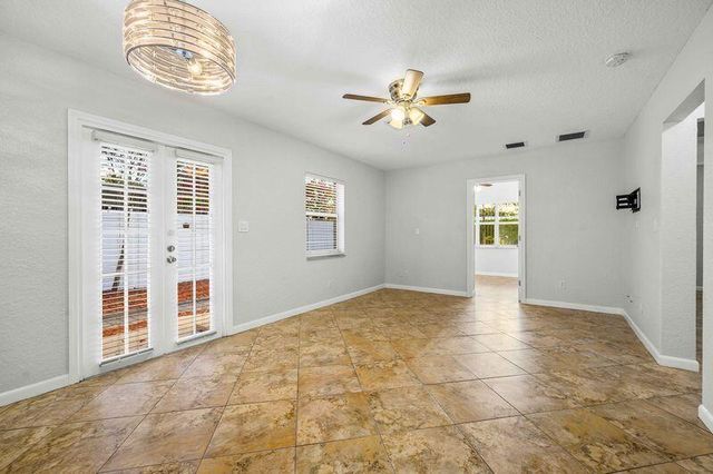 1306 NE 14th Avenue 1, Fort Lauderdale, FL 33304