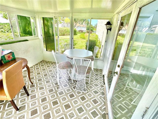 416 Bristle Cone LN 9, Naples, FL 34113