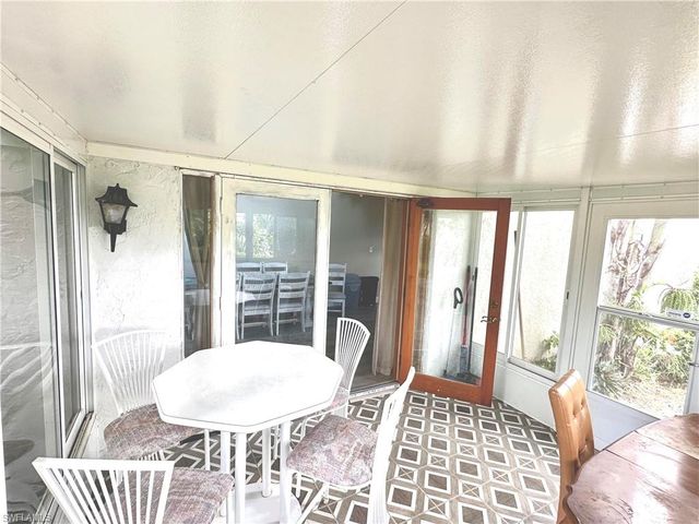 416 Bristle Cone LN 9, Naples, FL 34113