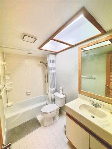 416 Bristle Cone LN 9, Naples, FL 34113