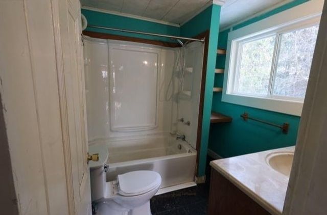 33 Grand Avenue, Swanton, VT 05488