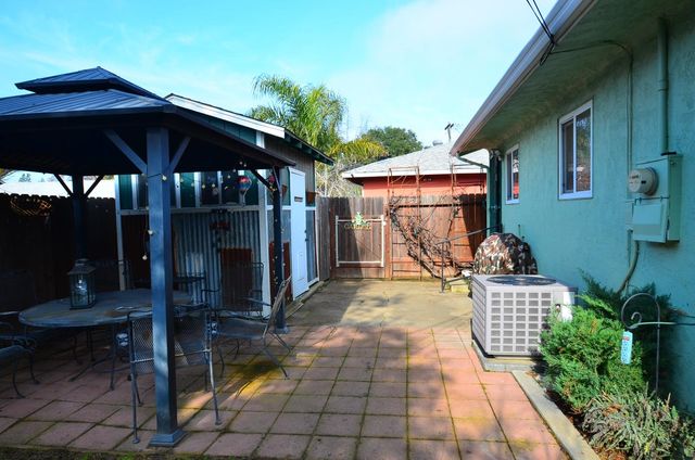 232 Oak Ave, Galt, CA 95632