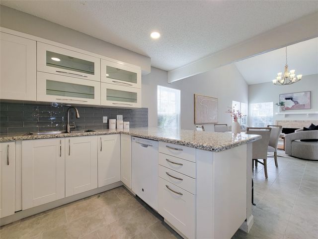 13014 Leader Street 928, Houston, TX 77072