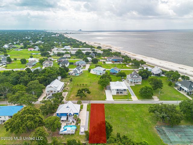 212 S Island View Avenue, Long Beach, MS 39560