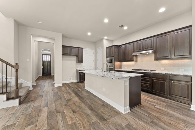 5600 Rio Chama CV, Austin, TX 78738