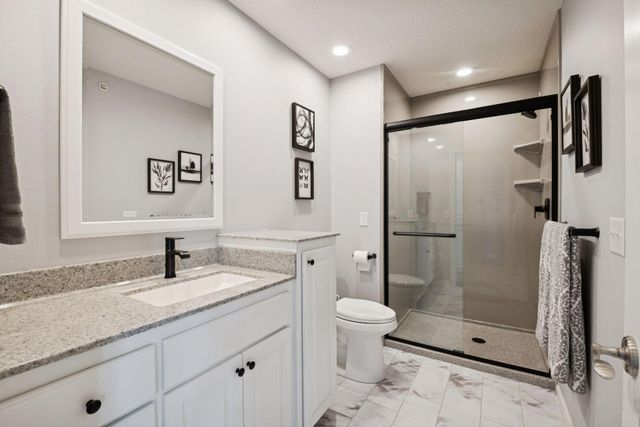 337 Willoughby Way W, Minnetonka, MN 55305