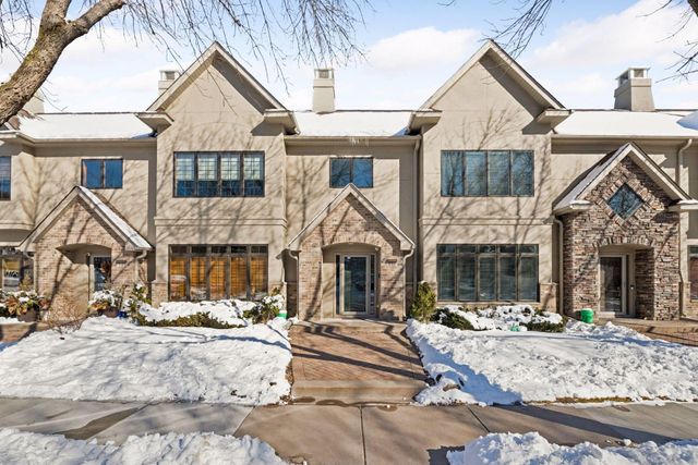 337 Willoughby Way W, Minnetonka, MN 55305