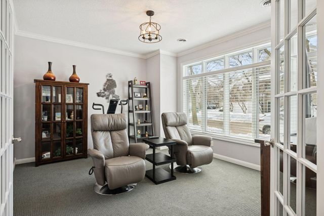 337 Willoughby Way W, Minnetonka, MN 55305