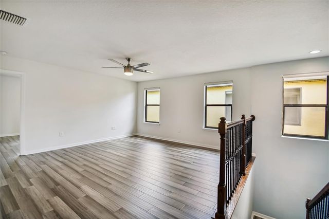11027 TAHITI ISLE LANE, Tampa, FL 33647