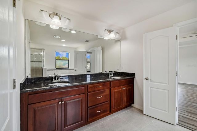 11027 TAHITI ISLE LANE, Tampa, FL 33647