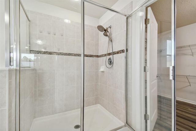 11027 TAHITI ISLE LANE, Tampa, FL 33647